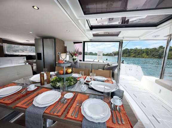 Image of APRICITY yacht #11