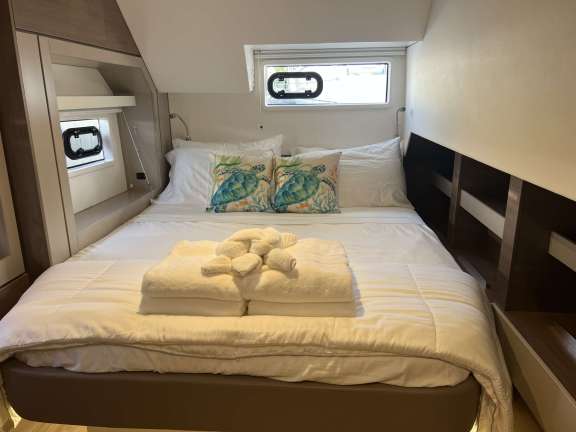 Image of SOLAR WINDS yacht #8