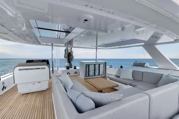 Flybridge
