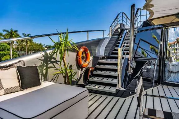 Image of OKTO yacht #17