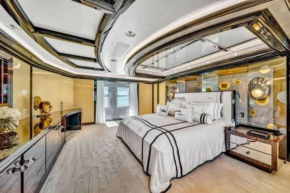 Image of OKTO yacht #5