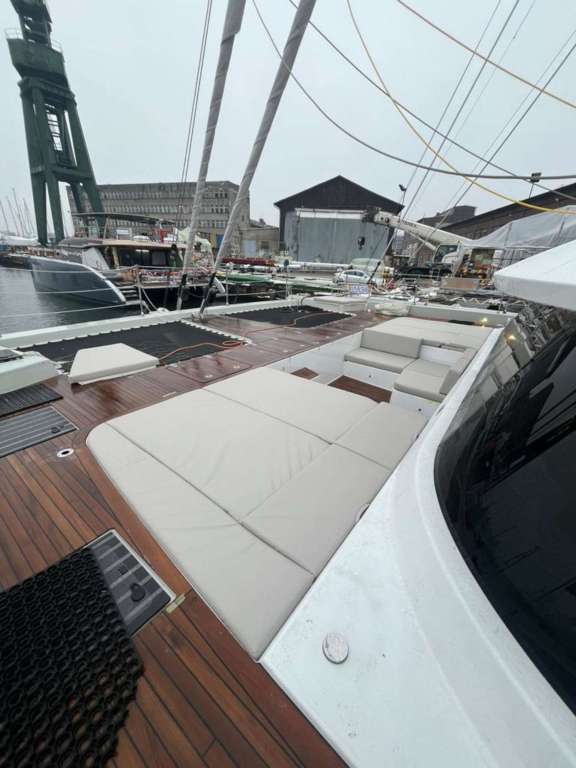 Image of VIVI yacht #3