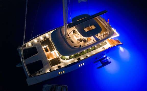 Image of Halcyon yacht #7
