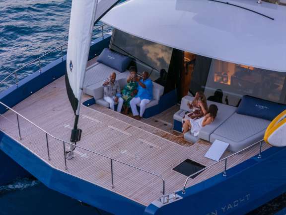 Image of Perfect Moon yacht #16
