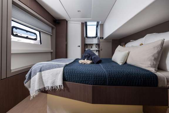 Image of BORROWED BOUNTY yacht #11