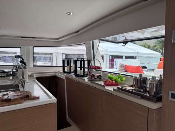Image of BAREFOOT BLISS yacht #19