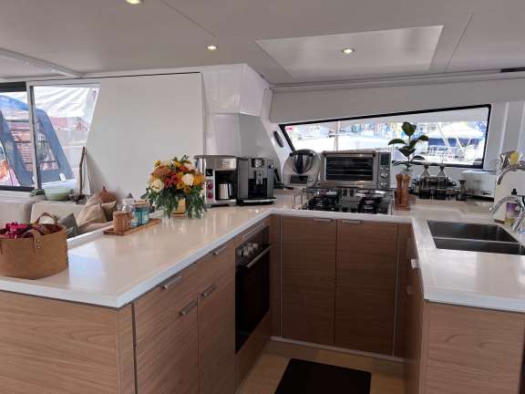 Image of BAREFOOT BLISS yacht #9