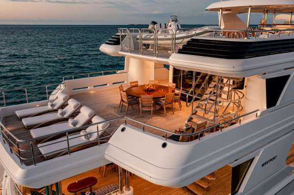 Skylounge Deck Aerial