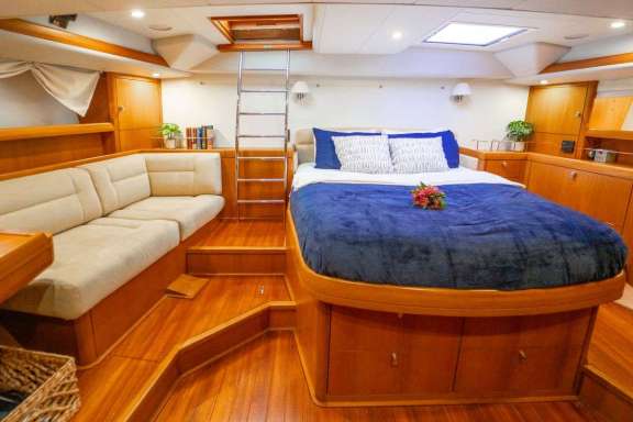 Image of TURTLE 4 yacht #7