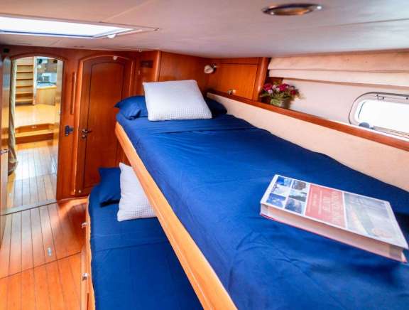 Image of TURTLE 4 yacht #8