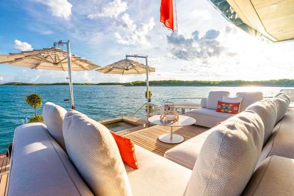 Main Deck Lounge Area