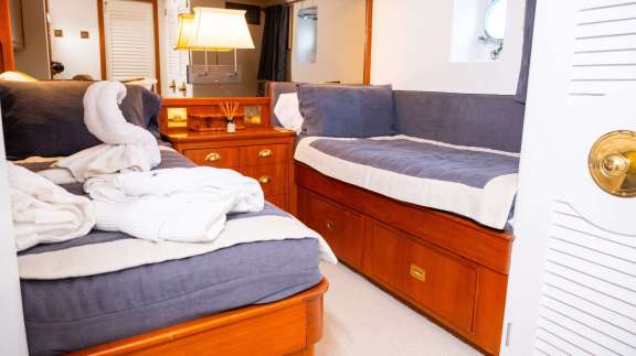 Twin Cabin (Starboard)