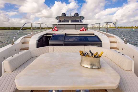 Image of OLYMPUS yacht #15