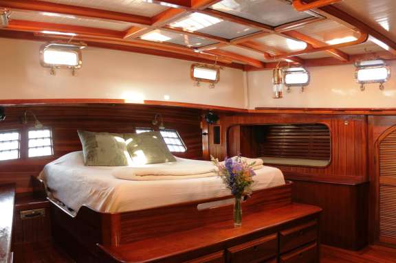 Master cabin - aft