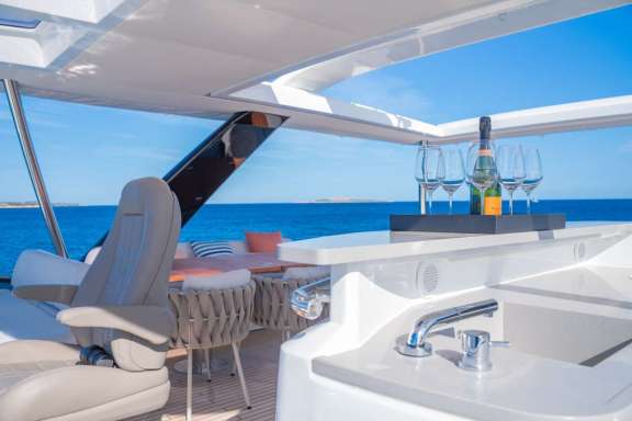 Image of Zenit yacht #5