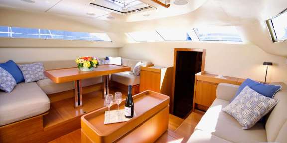 Image of LA LOEVIE yacht #6