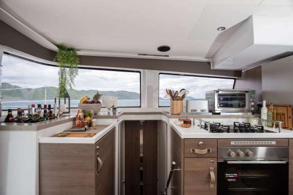 Image of ALORA yacht #15