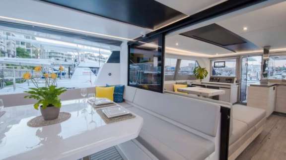 Image of Wind Dancer yacht #14