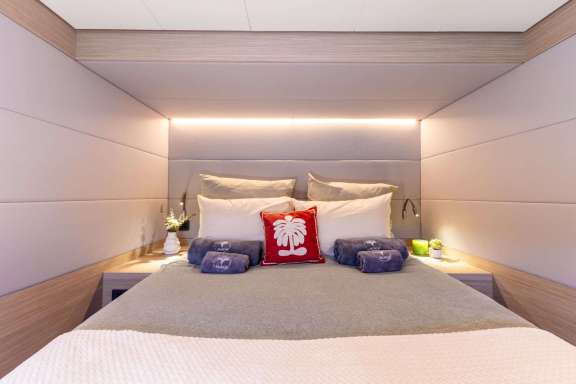 Image of VALINOR – Winter yacht #7