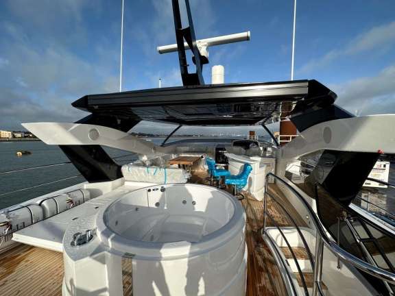 Image of ACCIDENTAL SUCCESS II yacht #4