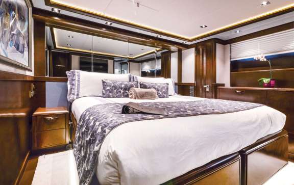 Image of VIVIERAE II yacht #8