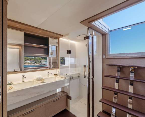 Image of REVERIE yacht #15