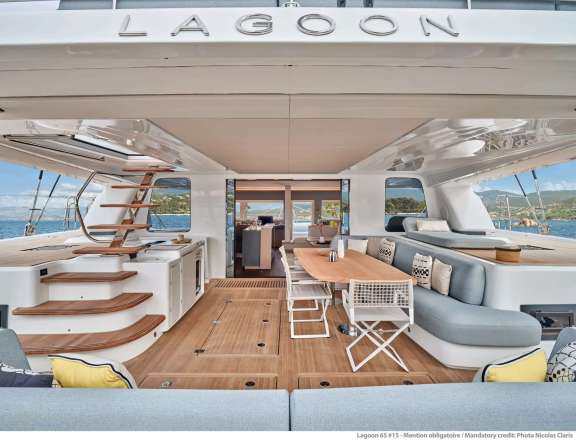 Image of REVERIE yacht #7