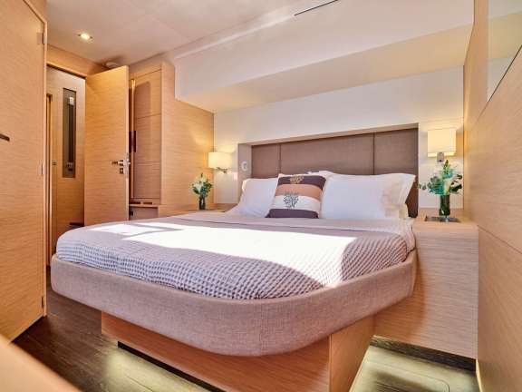 Guest cabin