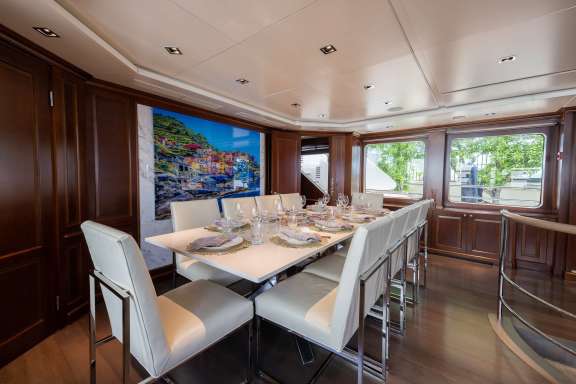 Main Salon Dining