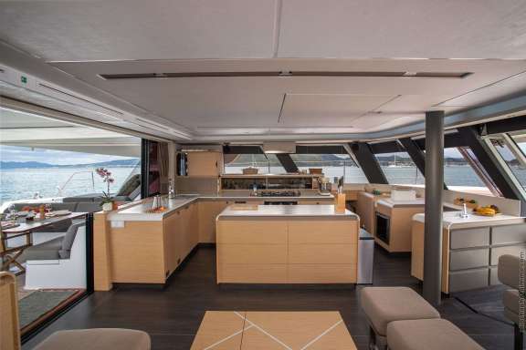 Image of OKINAWA yacht #2