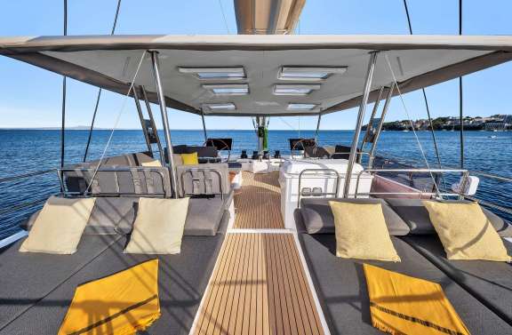 Image of NEOW yacht #11
