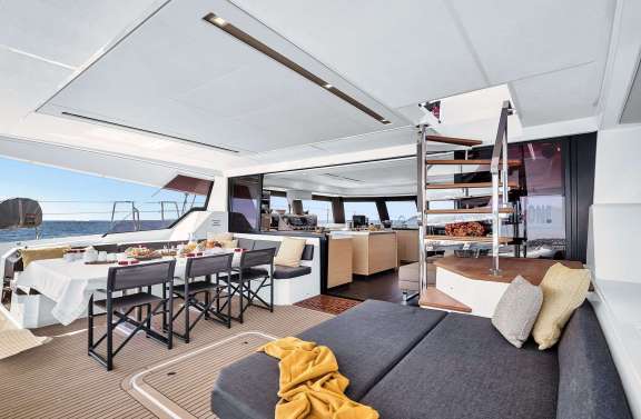 Image of NEOW yacht #4