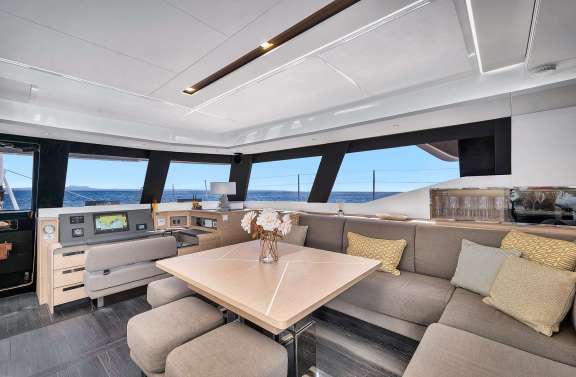 Image of NEOW yacht #5