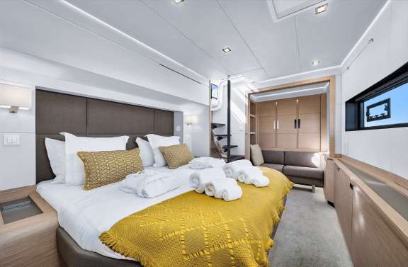 Image of NEOW yacht #6