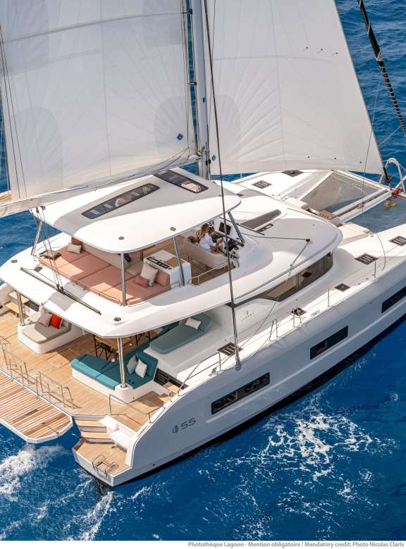 Image of RHAPSODY II yacht #17