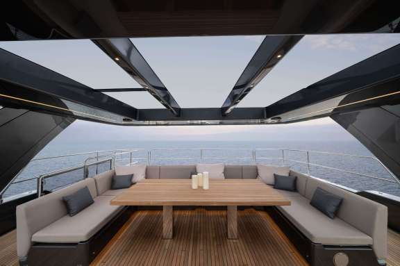 Image of DOUBLE HAPPINESS yacht #15