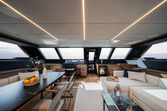 Image of DOUBLE HAPPINESS yacht #2