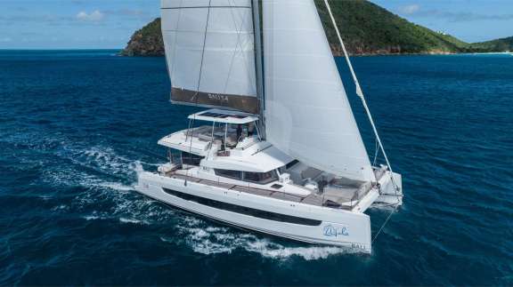 Image of LA VIE EST BELLE yacht #2