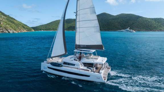 Image of LA VIE EST BELLE yacht #3