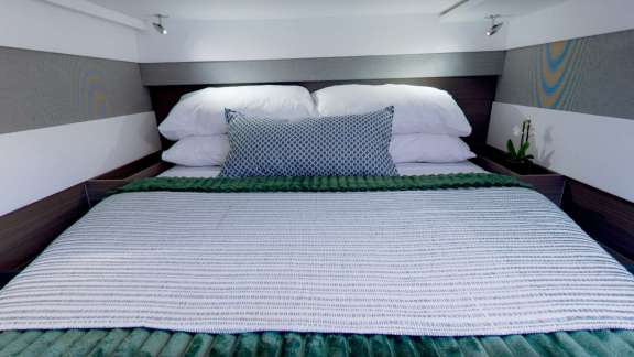 Image of ONE LOVE yacht #16