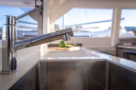 Image of ONE LOVE yacht #9