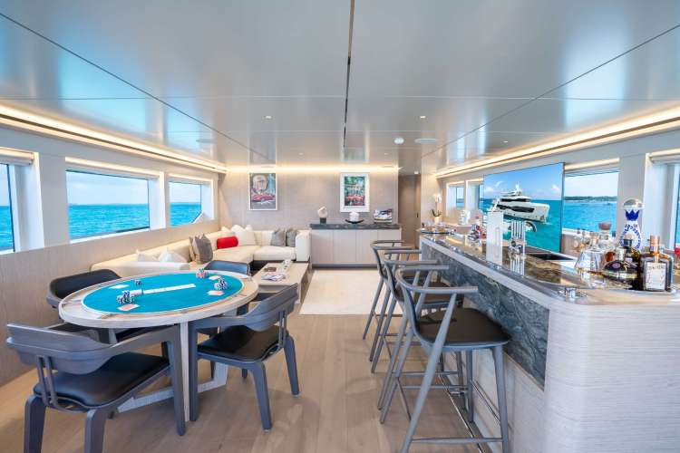 Sky lounge