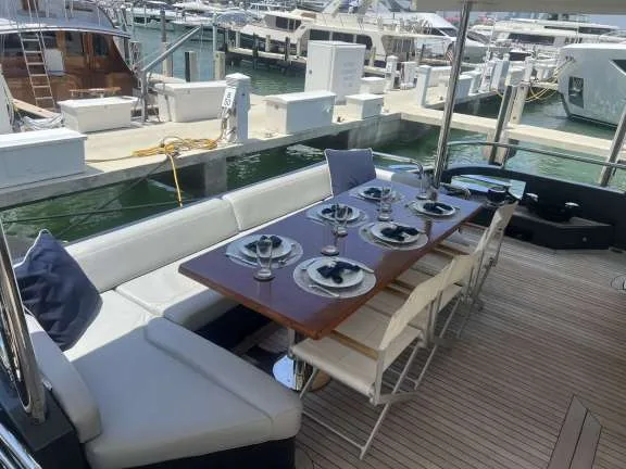 Image of Sky yacht #5