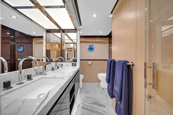 Image of Sky yacht #7