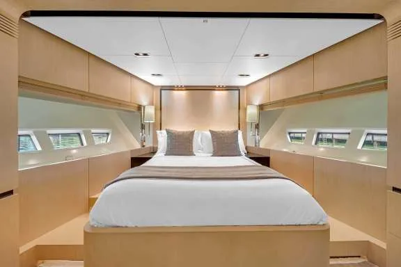 Image of Sky yacht #8