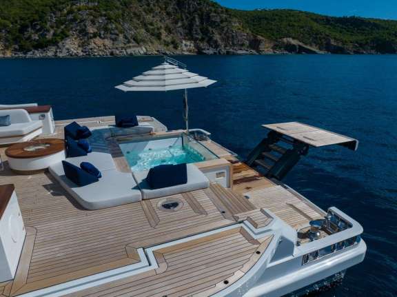 Image of KINGS LAIR yacht #16