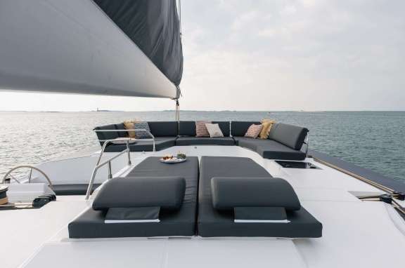 Spacious Flybridge