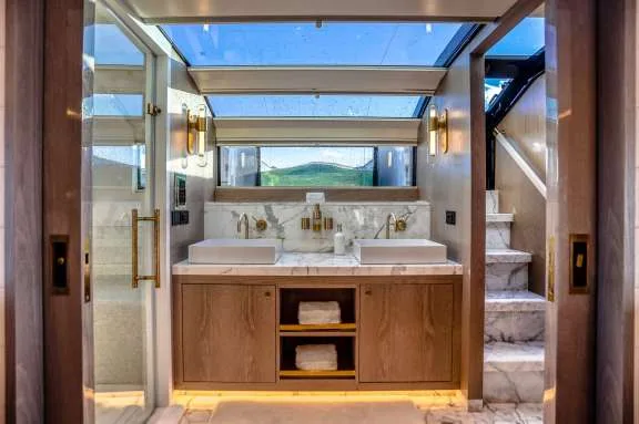 Image of SAINT yacht #7