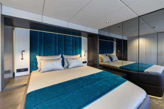 Image of AGATA BLU yacht #9