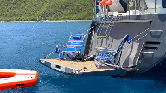 Image of Bodhisattva yacht #16